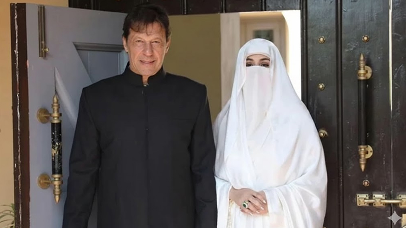 ইমরান খান ও তার স্ত্রী বুশরা বিবির ১৭ বছরের কারাদণ্ড